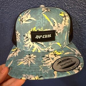 Rip Curl 🏄🏻‍♂️Trucker Hat Snap Back New!